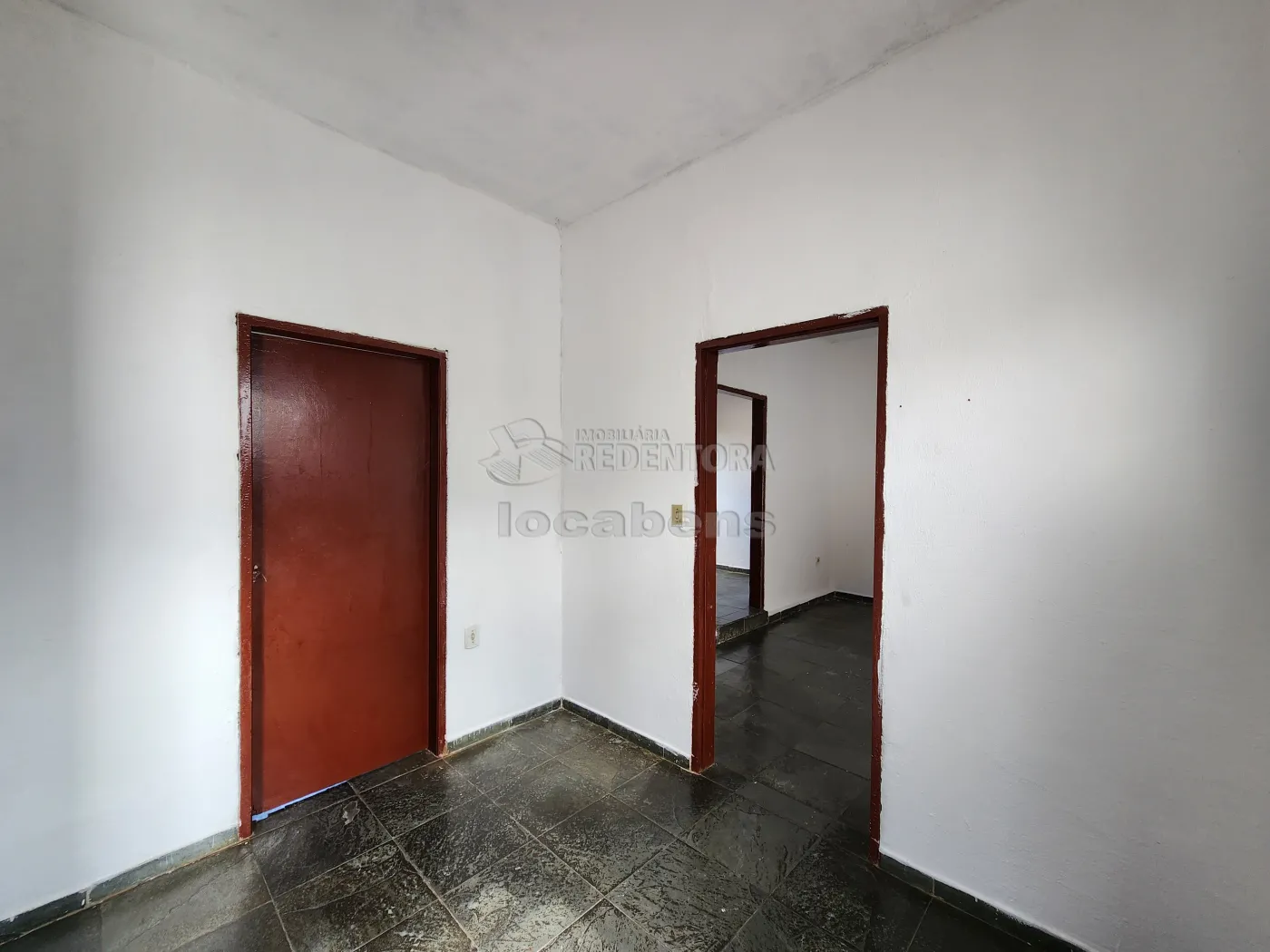 Alugar Casa / Padr&atilde;o em S&atilde;o Jos&eacute; do Rio Preto R$ 850,00 - Foto 3