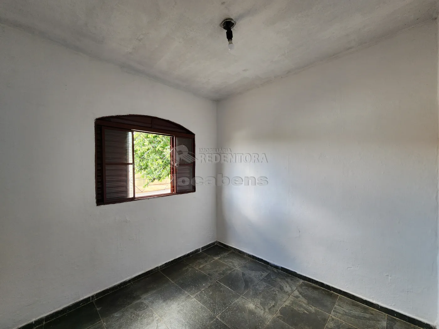 Alugar Casa / Padr&atilde;o em S&atilde;o Jos&eacute; do Rio Preto R$ 850,00 - Foto 9