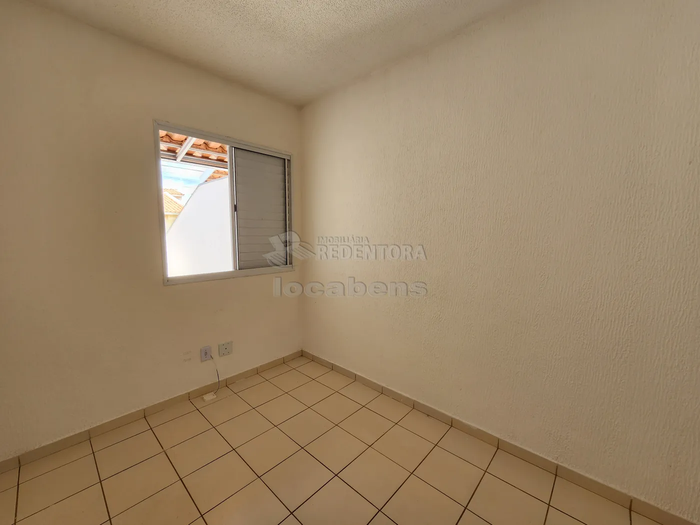 Alugar Casa / Condom&iacute;nio em S&atilde;o Jos&eacute; do Rio Preto R$ 1.100,00 - Foto 7