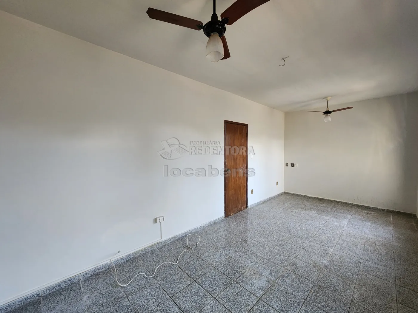 Casa com 2 quartos para aluguel, 167m² — foto 2 de 20