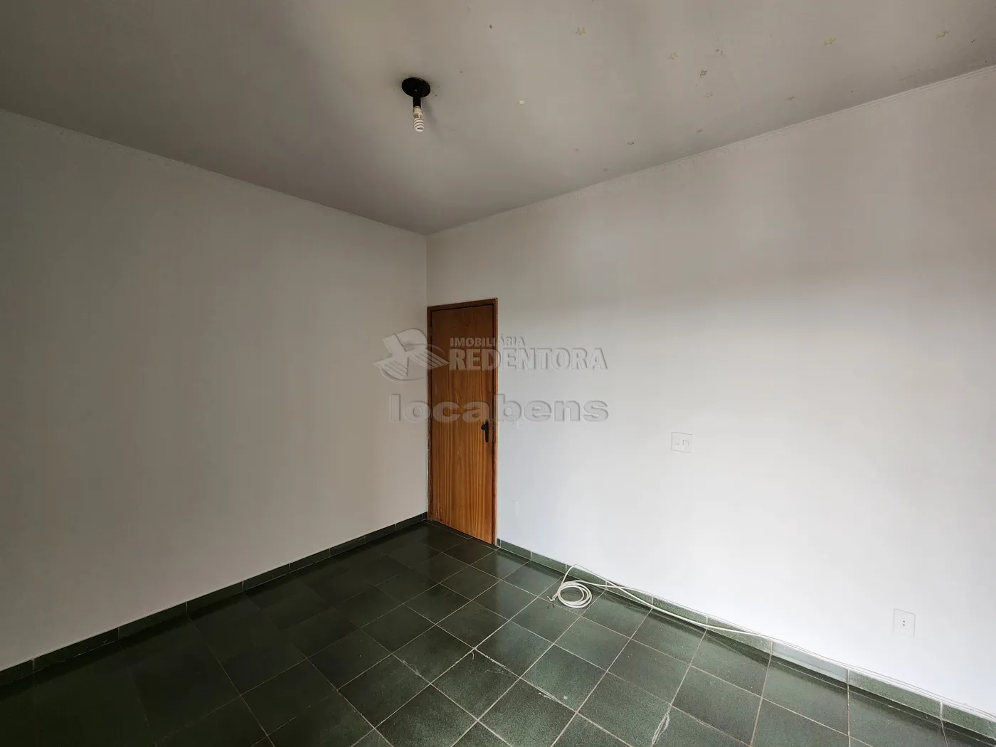 Alugar Apartamento / Padr&atilde;o em S&atilde;o Jos&eacute; do Rio Preto R$ 650,00 - Foto 7