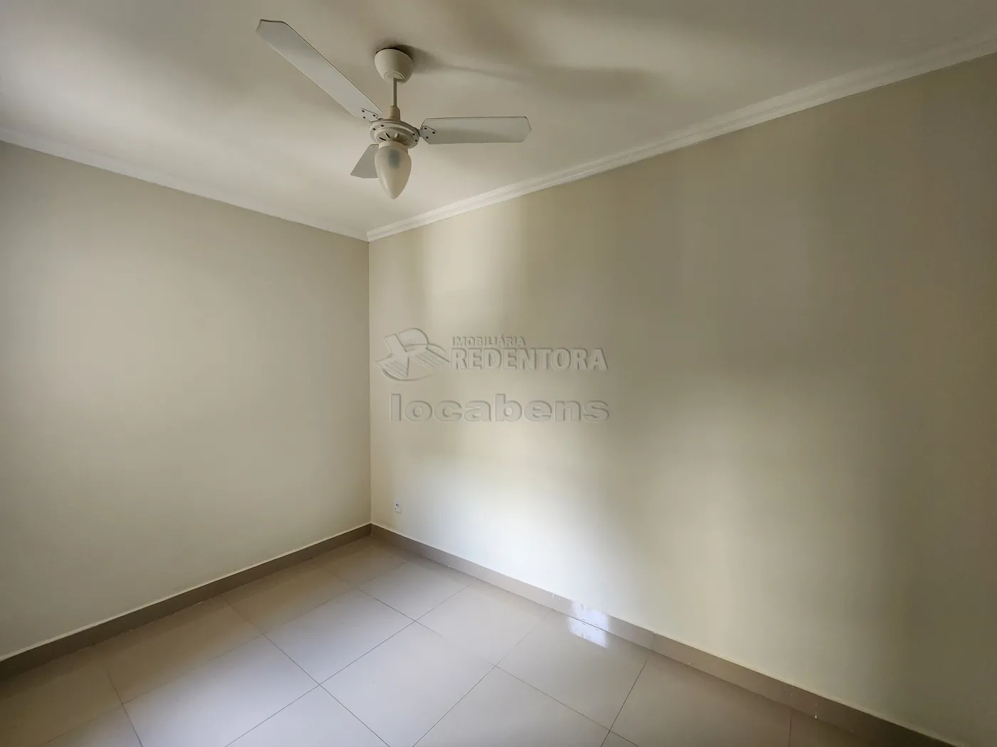 Comprar Apartamento / Padr&atilde;o em S&atilde;o Jos&eacute; do Rio Preto R$ 160.000,00 - Foto 4