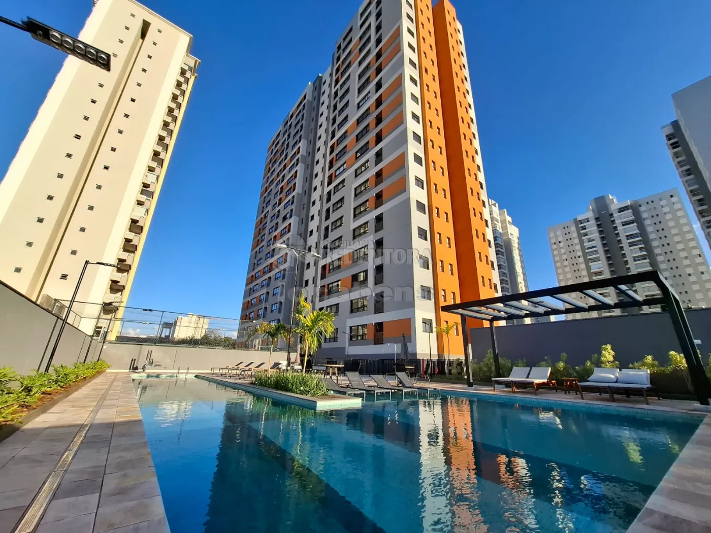 Alugar Apartamento / Padr&atilde;o em S&atilde;o Jos&eacute; do Rio Preto R$ 3.500,00 - Foto 15