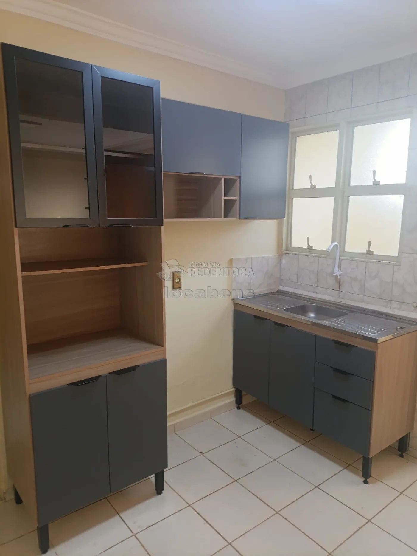 Alugar Apartamento / Padr&atilde;o em S&atilde;o Jos&eacute; do Rio Preto R$ 950,00 - Foto 1