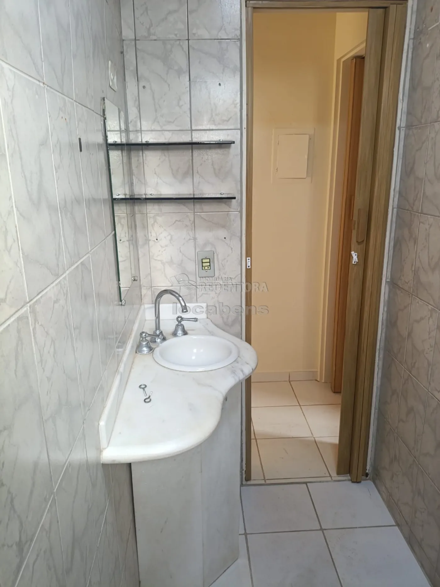 Alugar Apartamento / Padr&atilde;o em S&atilde;o Jos&eacute; do Rio Preto R$ 950,00 - Foto 12