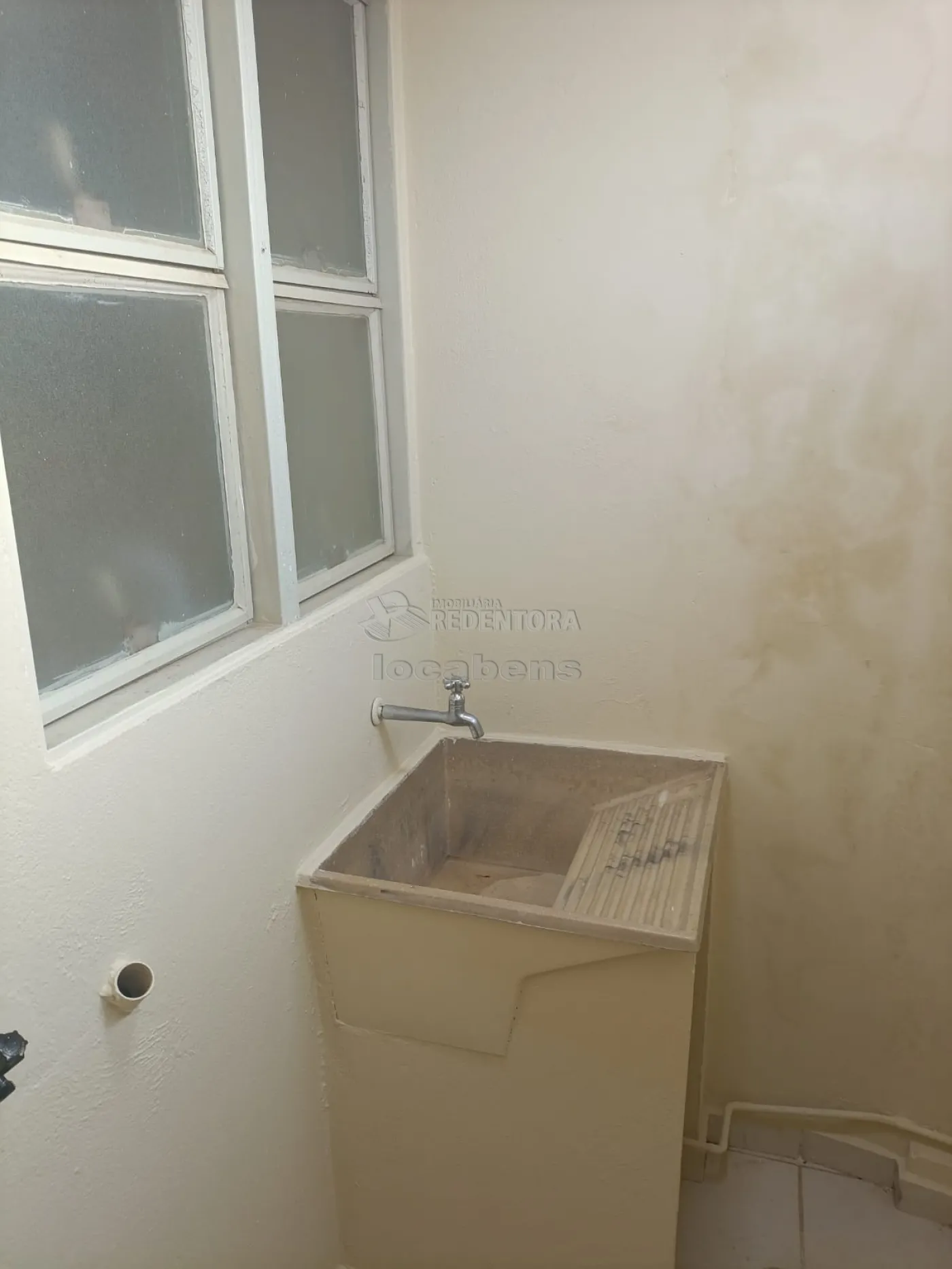 Alugar Apartamento / Padr&atilde;o em S&atilde;o Jos&eacute; do Rio Preto R$ 950,00 - Foto 15