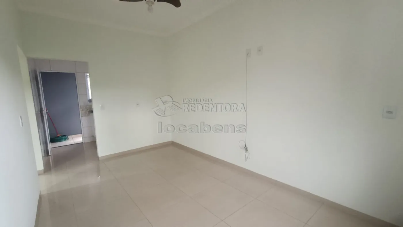 Alugar Casa / Padr&atilde;o em S&atilde;o Jos&eacute; do Rio Preto R$ 2.000,00 - Foto 4