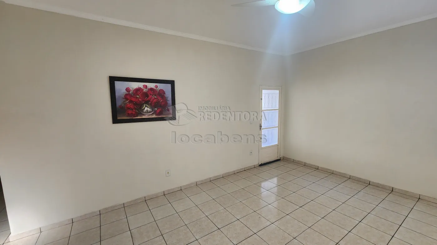 Alugar Casa / Padr&atilde;o em S&atilde;o Jos&eacute; do Rio Preto R$ 1.750,00 - Foto 2