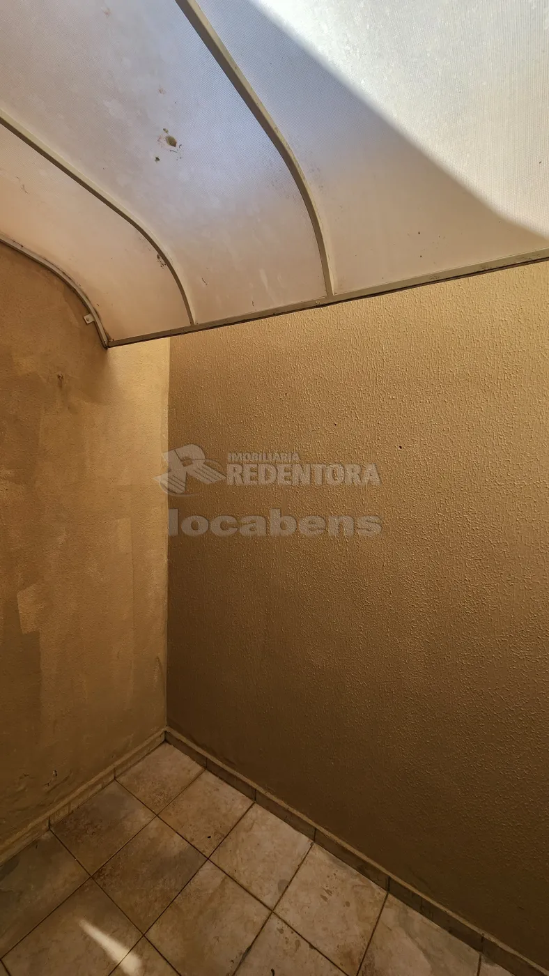 Alugar Casa / Padr&atilde;o em S&atilde;o Jos&eacute; do Rio Preto R$ 1.750,00 - Foto 5