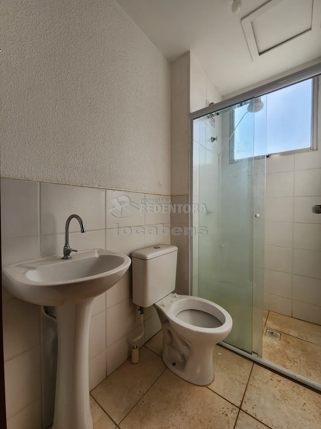 Alugar Apartamento / Padr&atilde;o em S&atilde;o Jos&eacute; do Rio Preto R$ 1.200,00 - Foto 7