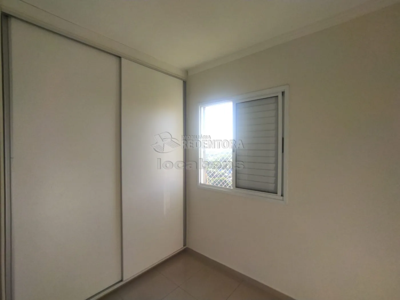 Alugar Apartamento / Padr&atilde;o em S&atilde;o Jos&eacute; do Rio Preto R$ 2.500,00 - Foto 11