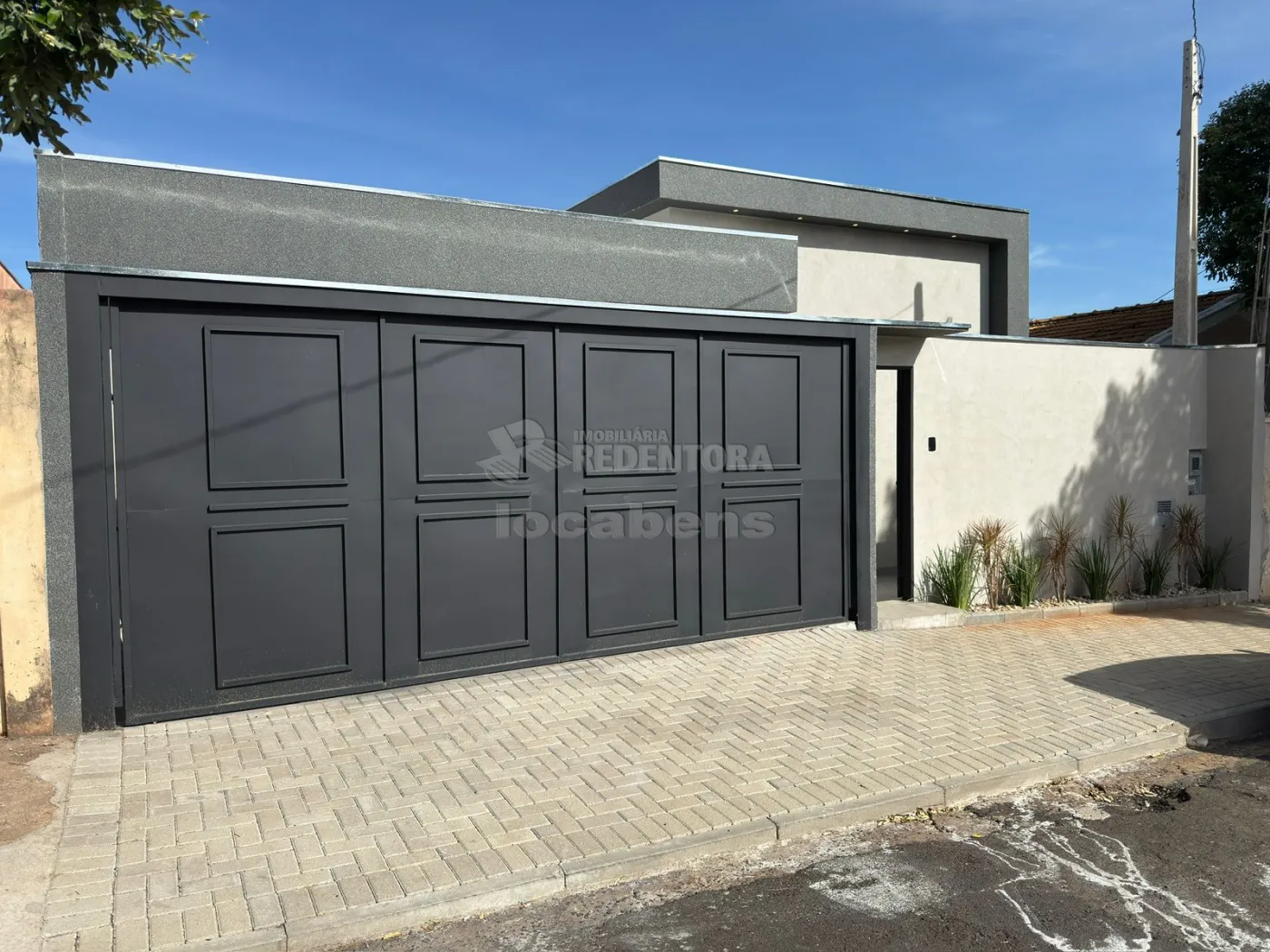 Casa, 3 quartos, 253 m² - Foto 1