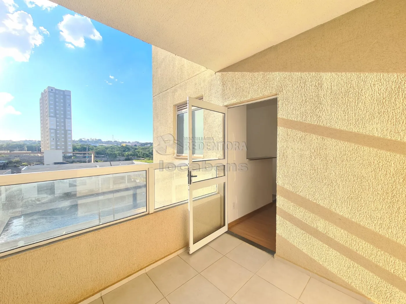 Alugar Apartamento / Padr&atilde;o em S&atilde;o Jos&eacute; do Rio Preto R$ 900,00 - Foto 10