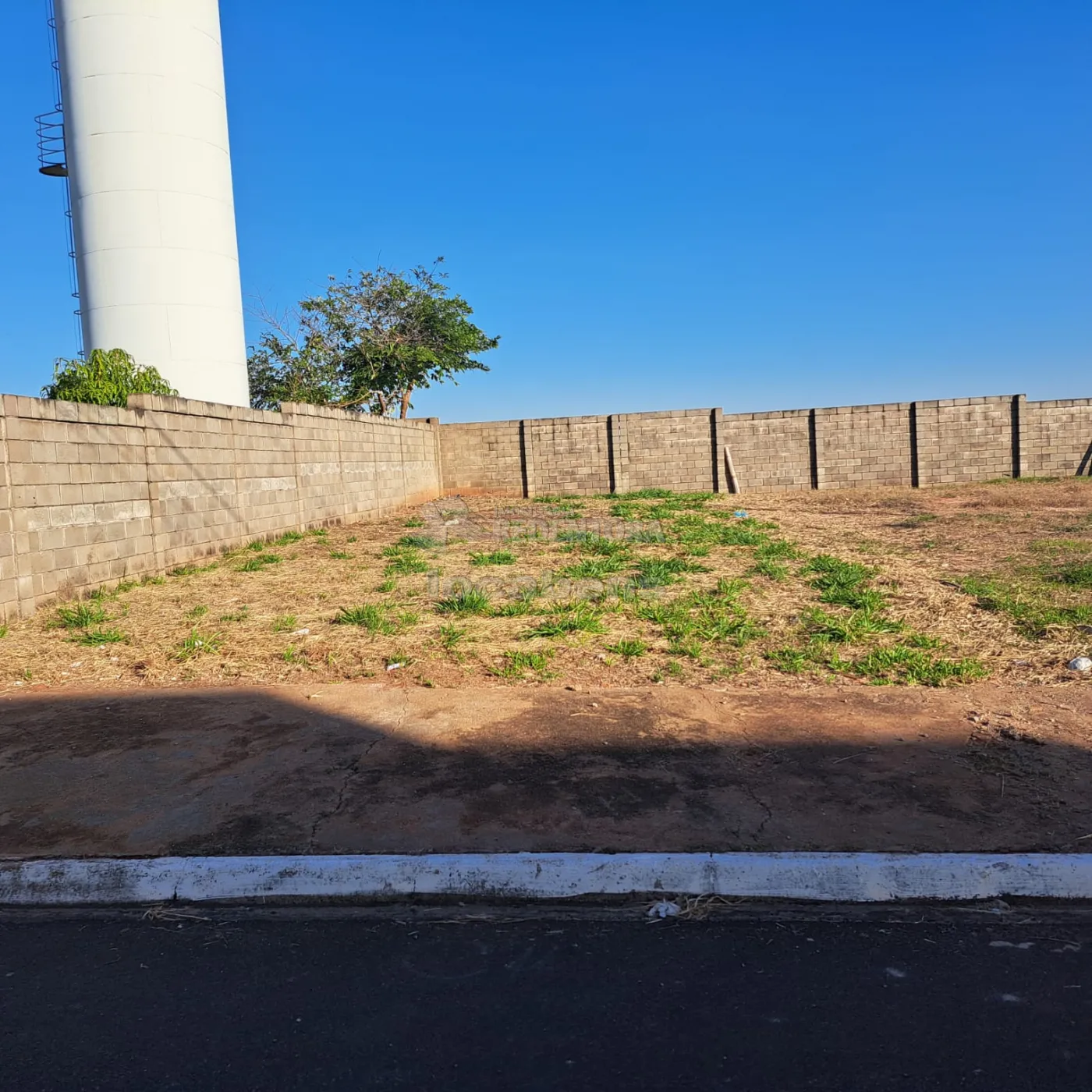 Terreno, 207 m² - Foto 2