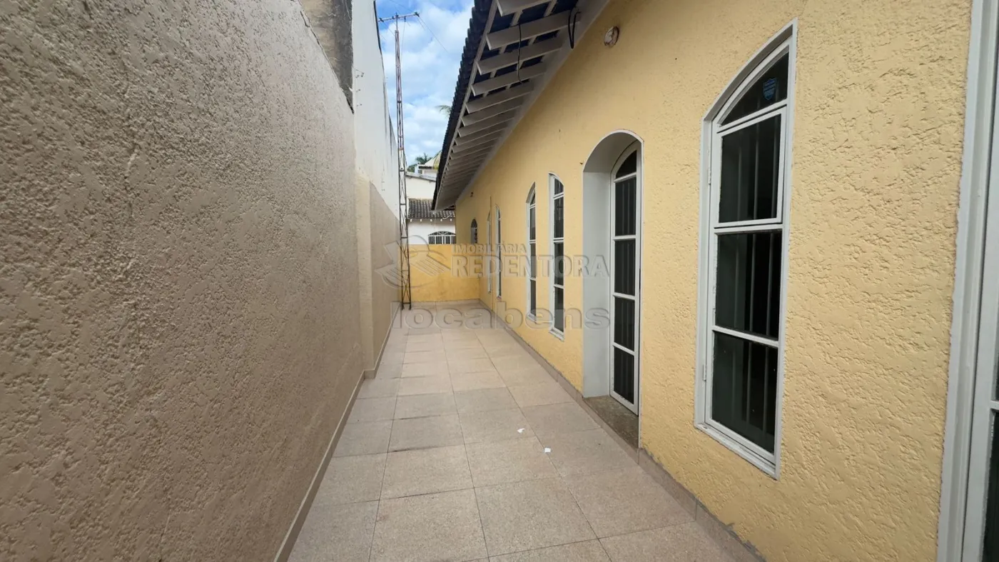Alugar Casa / Padr&atilde;o em S&atilde;o Jos&eacute; do Rio Preto R$ 3.500,00 - Foto 2
