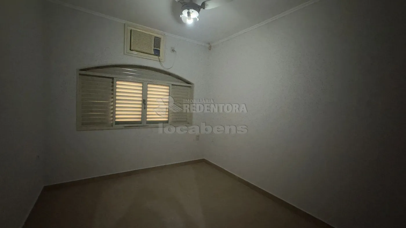Alugar Casa / Padr&atilde;o em S&atilde;o Jos&eacute; do Rio Preto R$ 3.500,00 - Foto 8