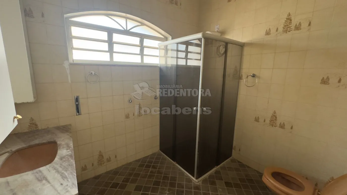 Alugar Casa / Padr&atilde;o em S&atilde;o Jos&eacute; do Rio Preto R$ 3.500,00 - Foto 11