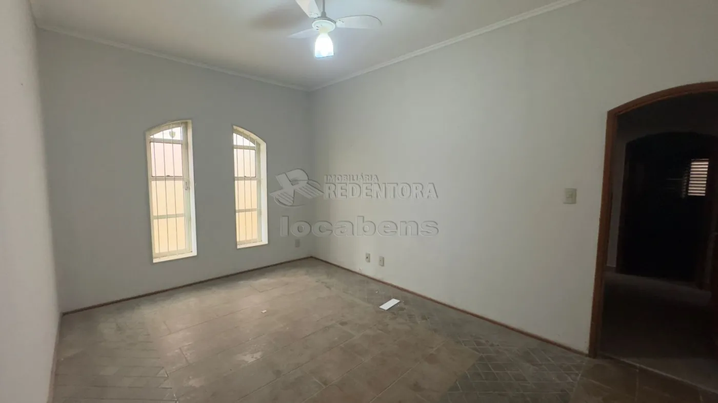 Alugar Casa / Padr&atilde;o em S&atilde;o Jos&eacute; do Rio Preto R$ 3.500,00 - Foto 14