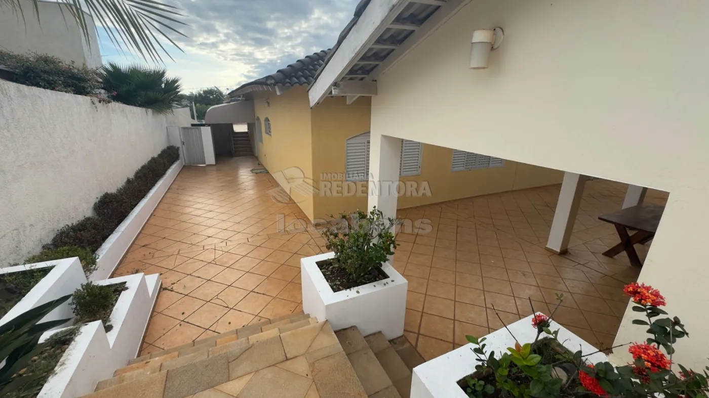 Alugar Casa / Padr&atilde;o em S&atilde;o Jos&eacute; do Rio Preto R$ 3.500,00 - Foto 16