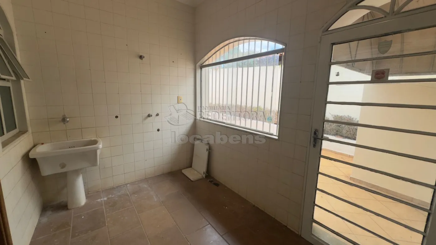 Alugar Casa / Padr&atilde;o em S&atilde;o Jos&eacute; do Rio Preto R$ 3.500,00 - Foto 26