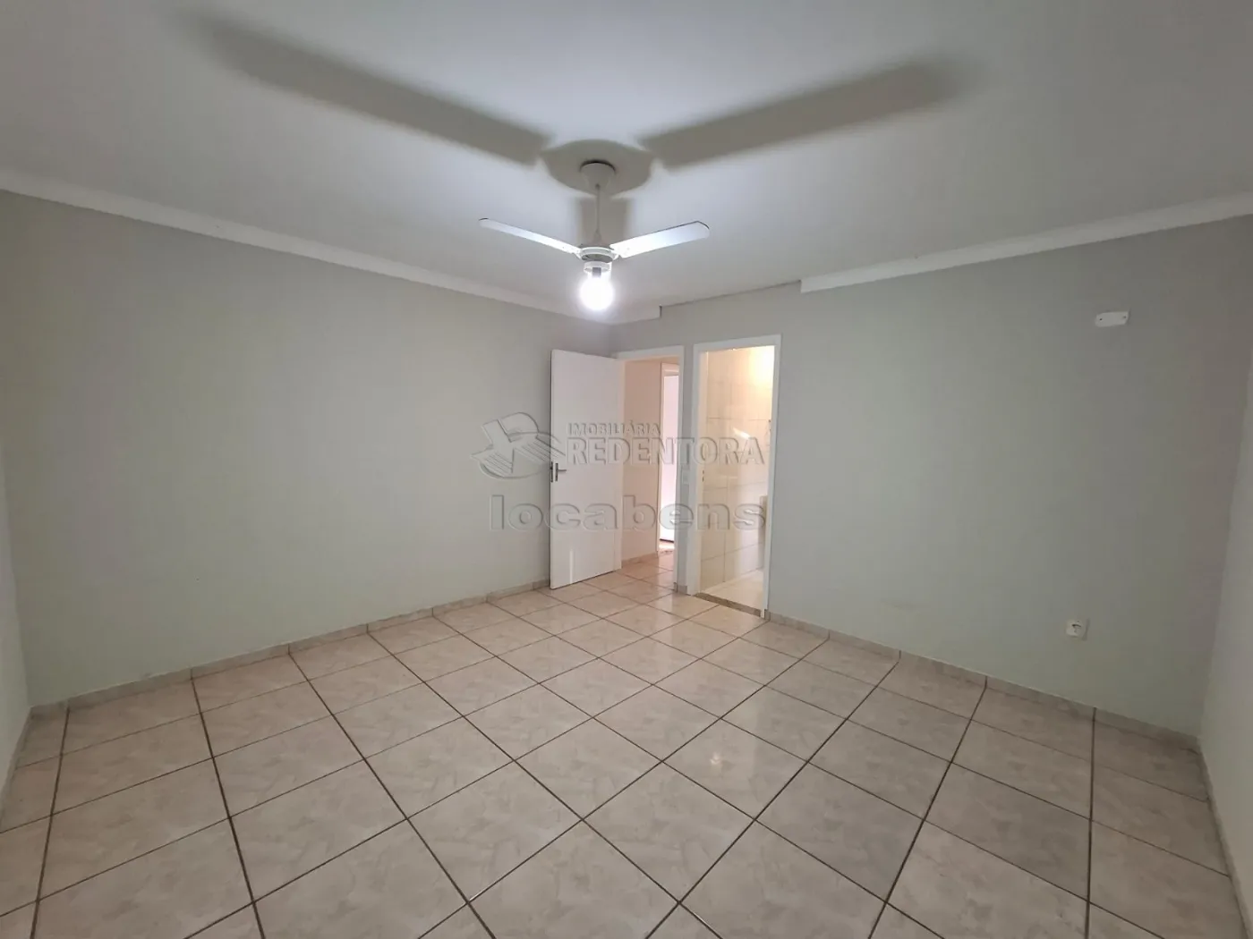 Comprar Casa / Padr&atilde;o em S&atilde;o Jos&eacute; do Rio Preto - Foto 9
