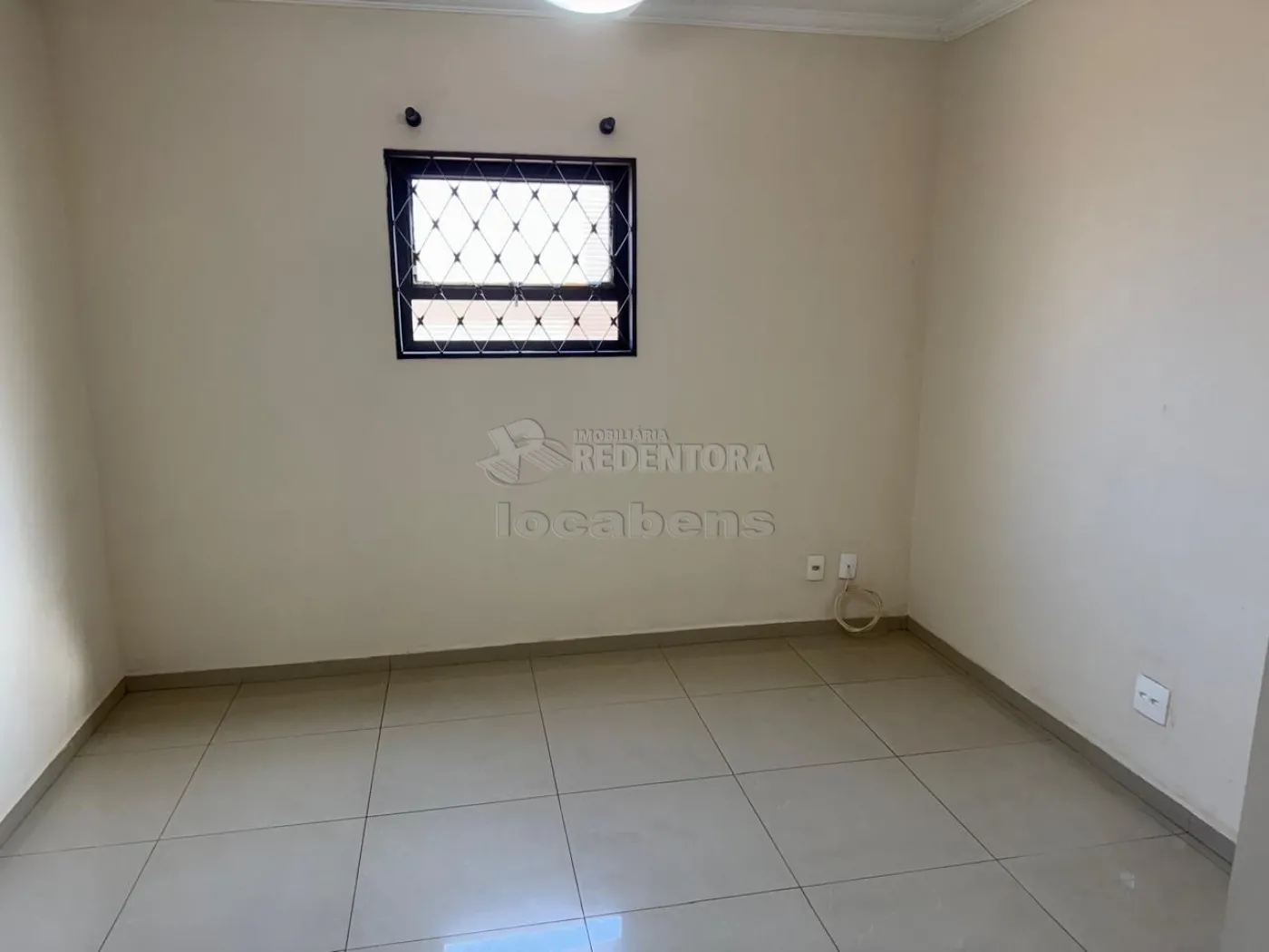 Alugar Casa / Padr&atilde;o em S&atilde;o Jos&eacute; do Rio Preto R$ 5.000,00 - Foto 5