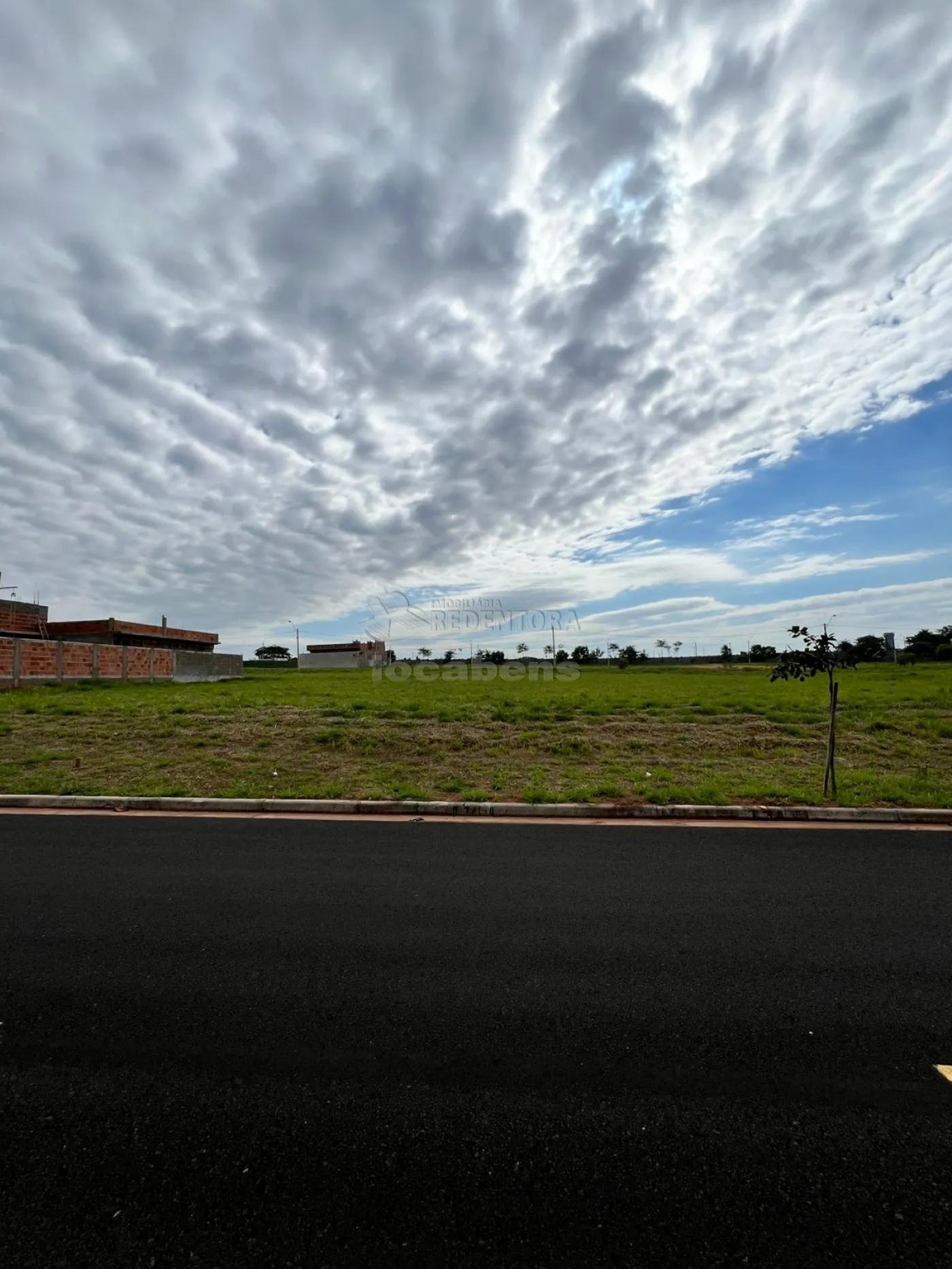 Comprar Terreno / Condom&iacute;nio em S&atilde;o Jos&eacute; do Rio Preto R$ 630.000,00 - Foto 2