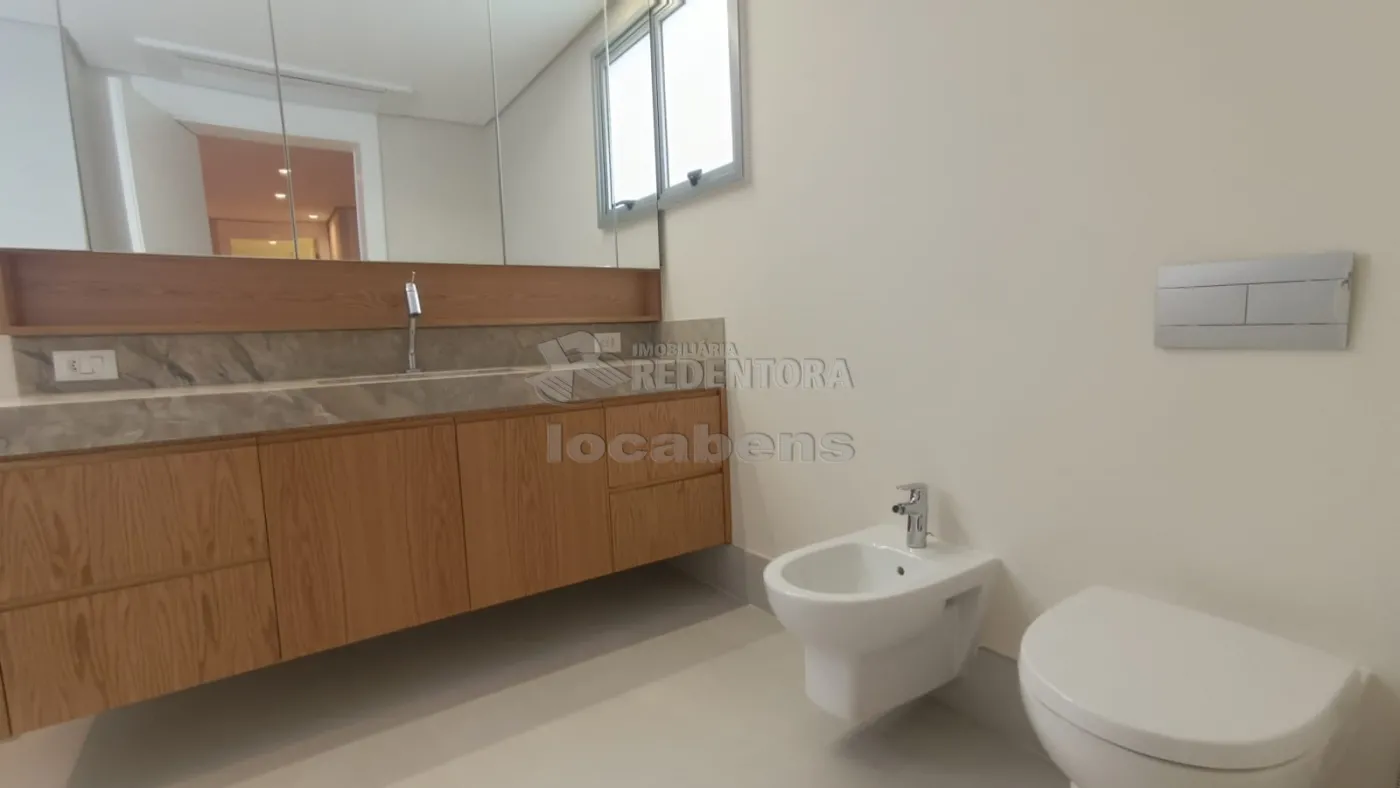 Alugar Apartamento / Padr&atilde;o em S&atilde;o Jos&eacute; do Rio Preto R$ 21.000,00 - Foto 48