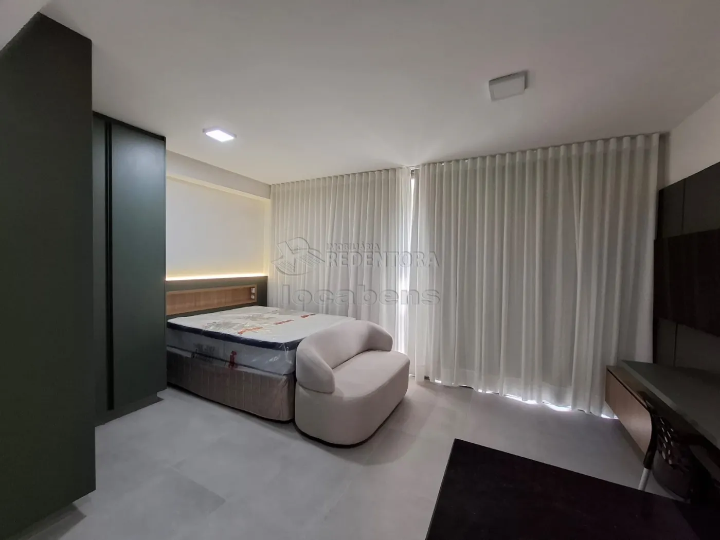 Alugar Apartamento / Studio em S&atilde;o Jos&eacute; do Rio Preto R$ 3.000,00 - Foto 1