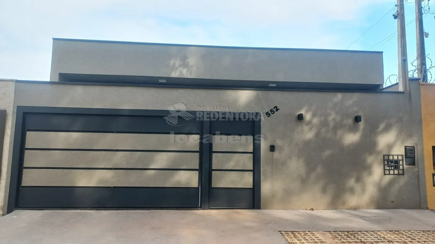 Casa, 3 quartos, 242 m² - Foto 1