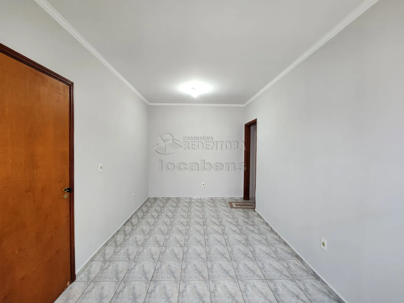 Alugar Apartamento / Padr&atilde;o em S&atilde;o Jos&eacute; do Rio Preto R$ 1.000,00 - Foto 2