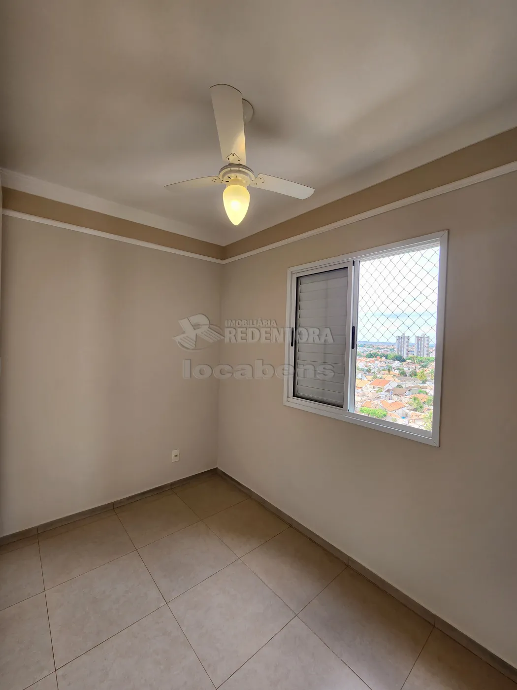 Comprar Apartamento / Padr&atilde;o em S&atilde;o Jos&eacute; do Rio Preto - Foto 12