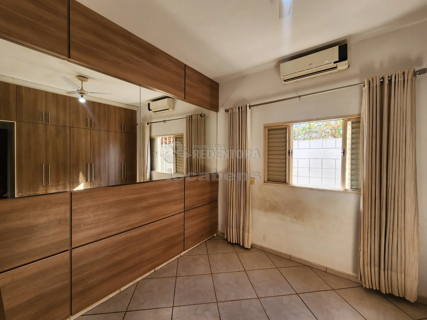 Alugar Casa / Padr&atilde;o em S&atilde;o Jos&eacute; do Rio Preto R$ 2.500,00 - Foto 6