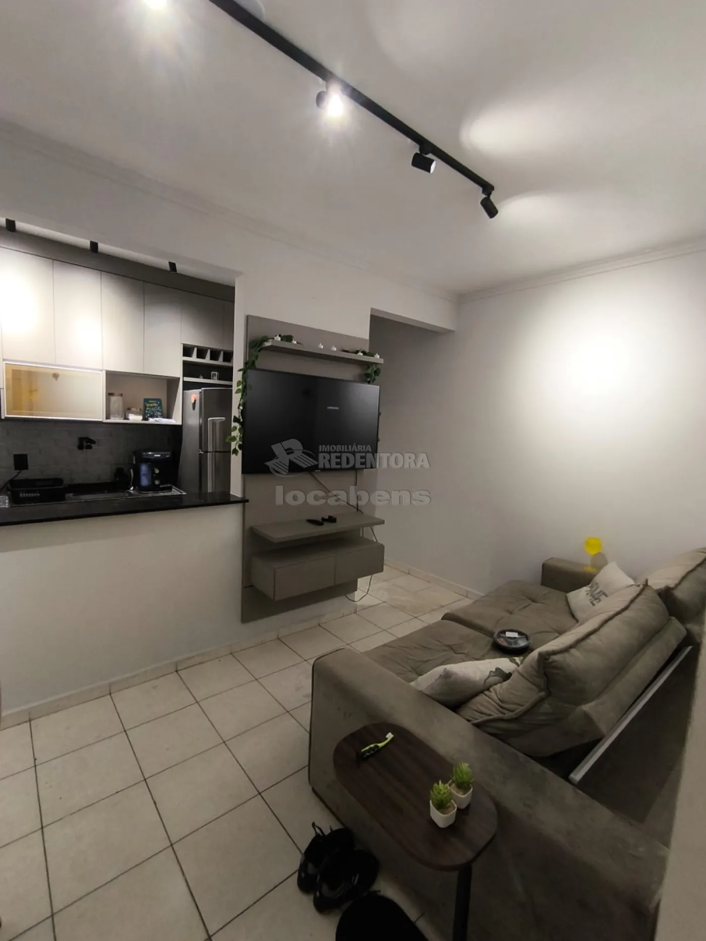 Alugar Apartamento / Padr&atilde;o em S&atilde;o Jos&eacute; do Rio Preto R$ 1.500,00 - Foto 11