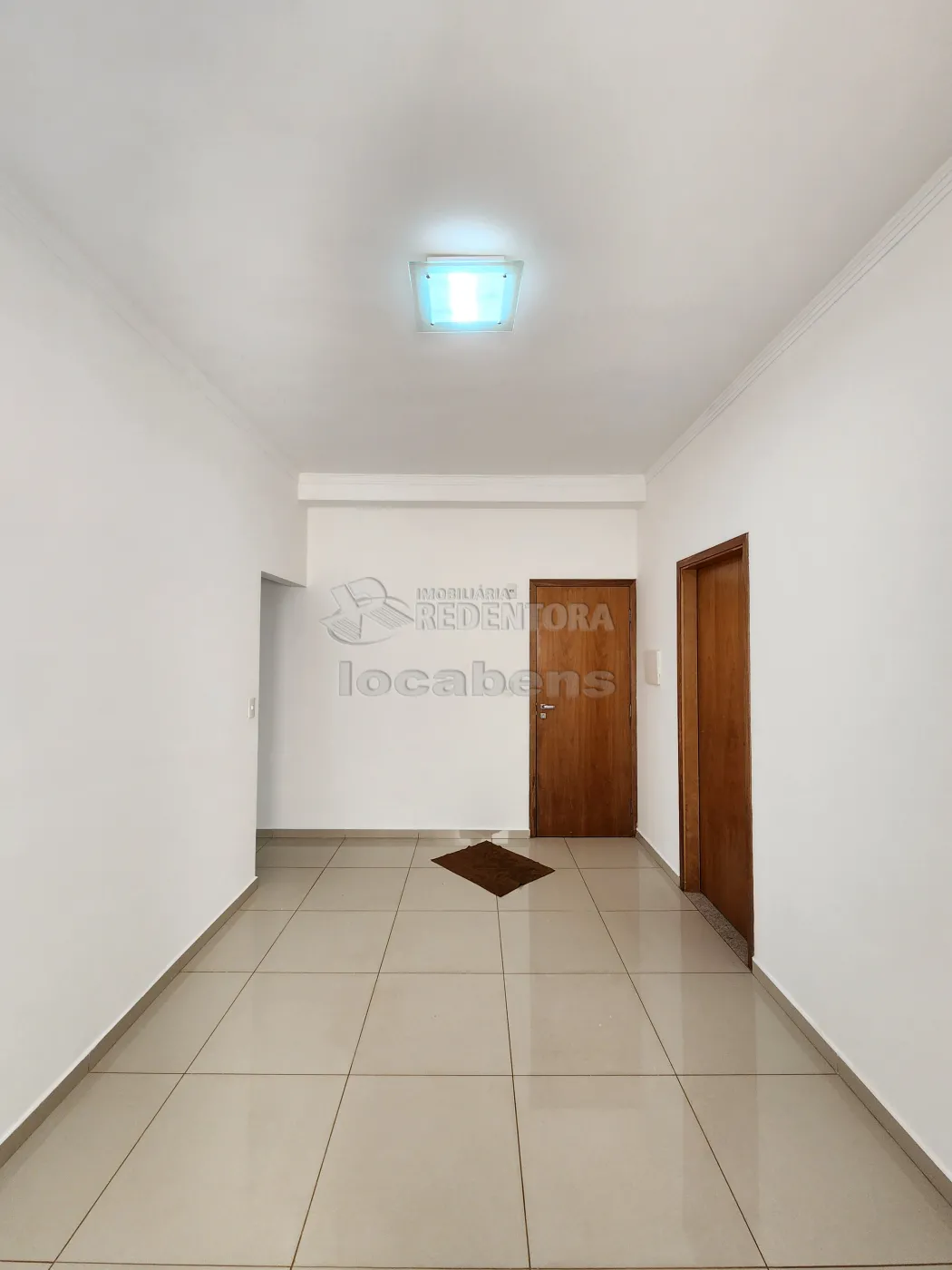 Alugar Apartamento / Padr&atilde;o em S&atilde;o Jos&eacute; do Rio Preto R$ 1.500,00 - Foto 2