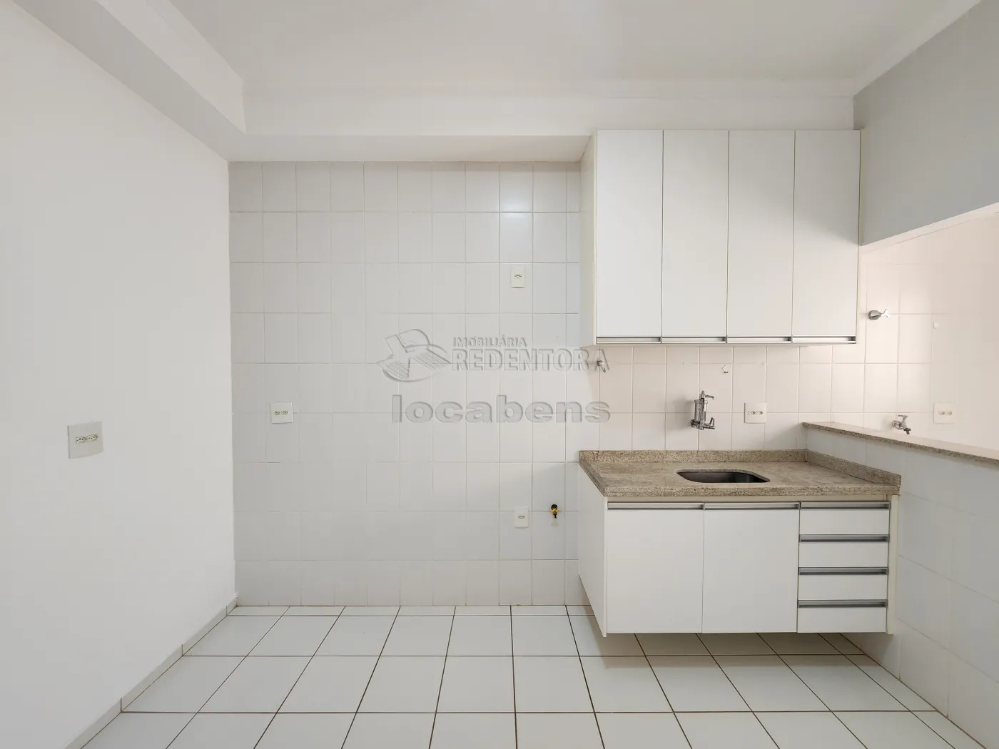 Alugar Apartamento / Padr&atilde;o em S&atilde;o Jos&eacute; do Rio Preto R$ 1.500,00 - Foto 3
