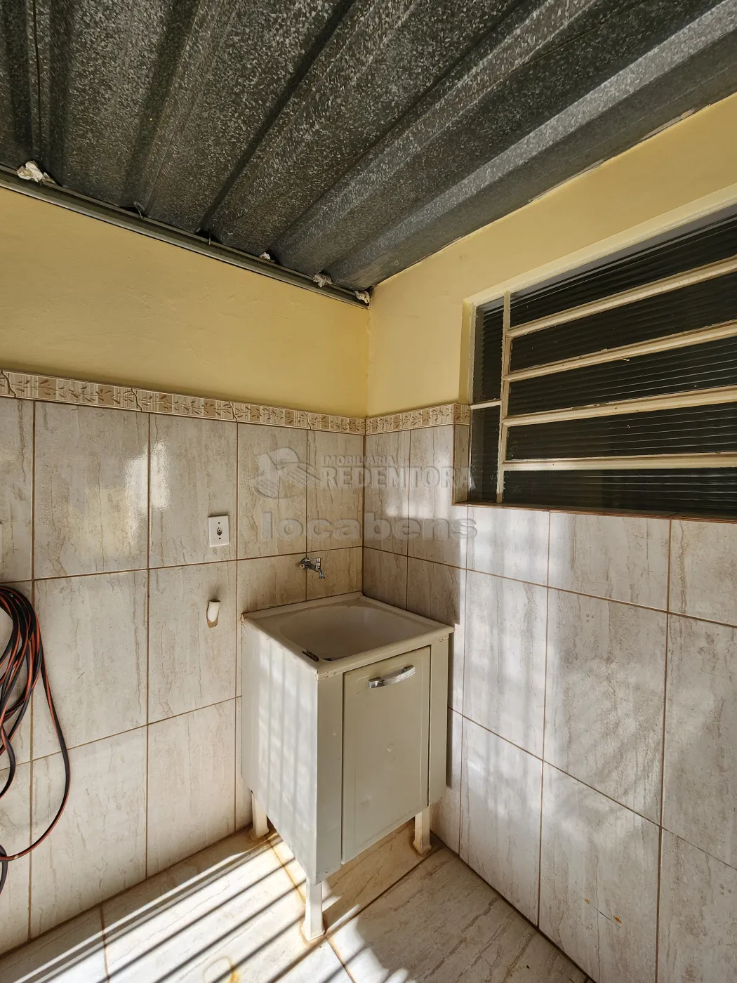 Alugar Casa / Padr&atilde;o em S&atilde;o Jos&eacute; do Rio Preto R$ 1.000,00 - Foto 9