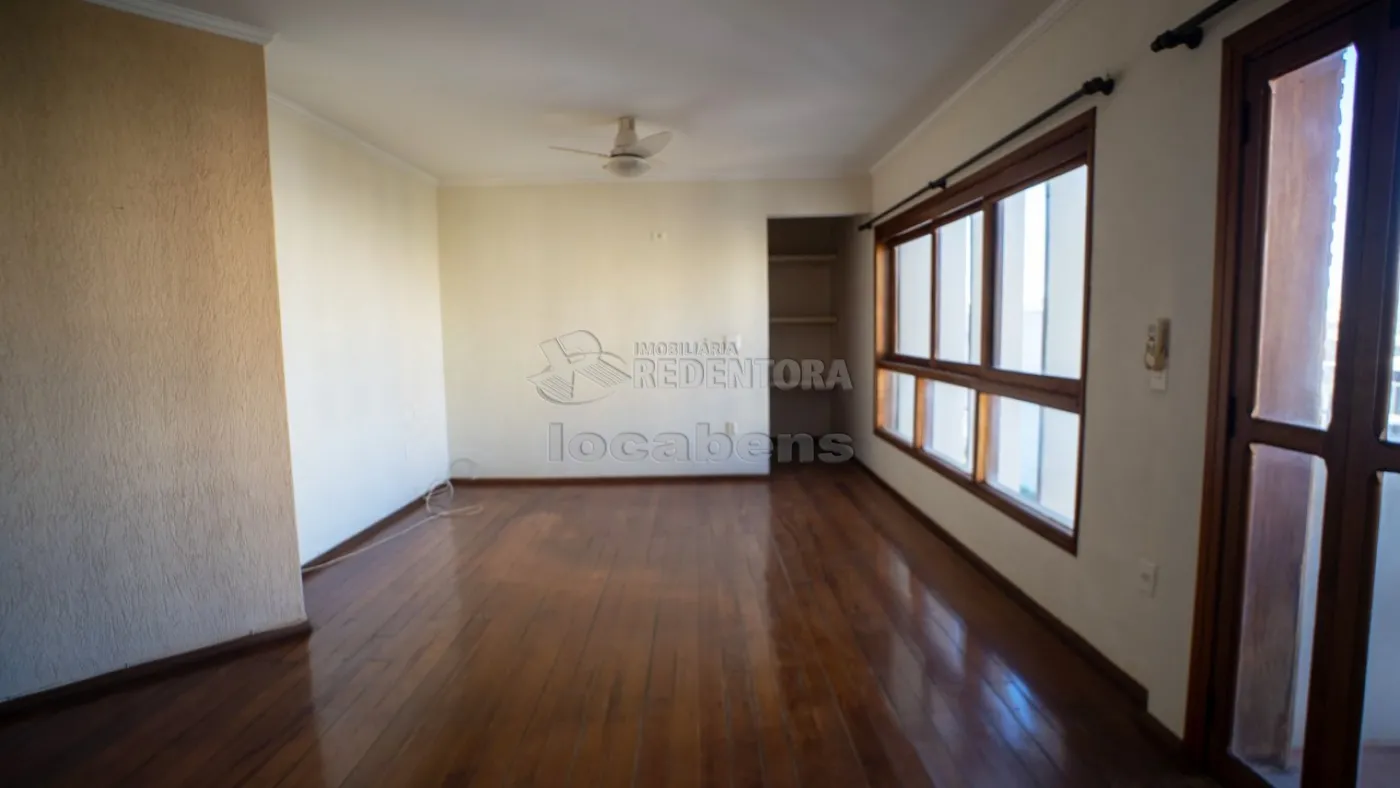 Alugar Apartamento / Padr&atilde;o em S&atilde;o Jos&eacute; do Rio Preto R$ 1.200,00 - Foto 4