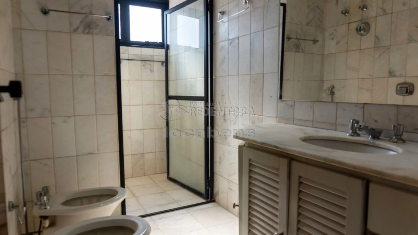 Alugar Apartamento / Padr&atilde;o em S&atilde;o Jos&eacute; do Rio Preto R$ 1.200,00 - Foto 32