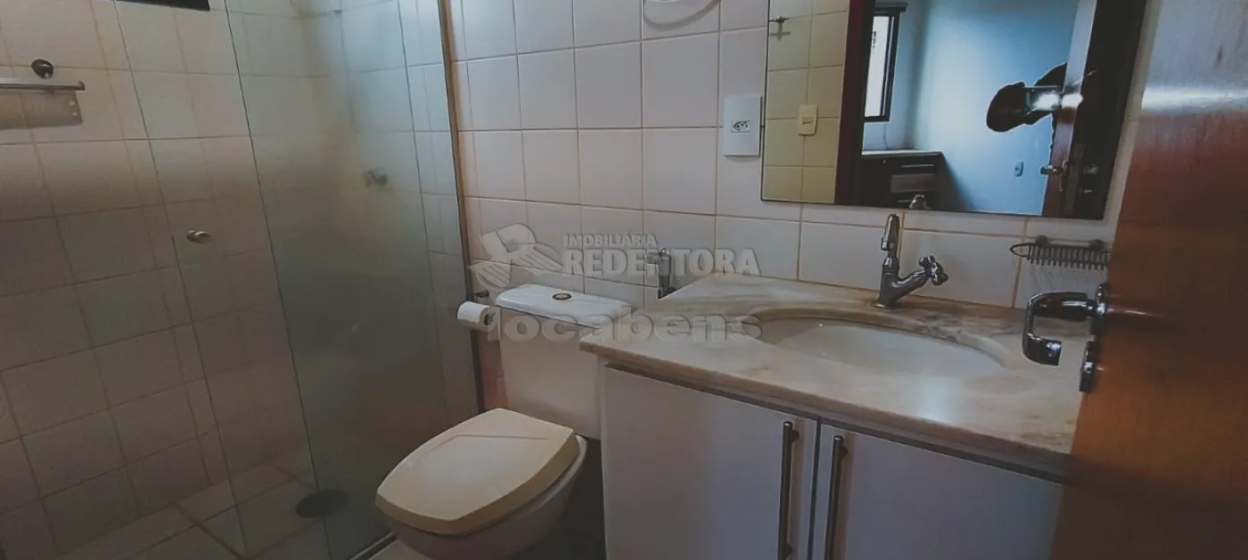 Alugar Apartamento / Padr&atilde;o em S&atilde;o Jos&eacute; do Rio Preto R$ 2.200,00 - Foto 30
