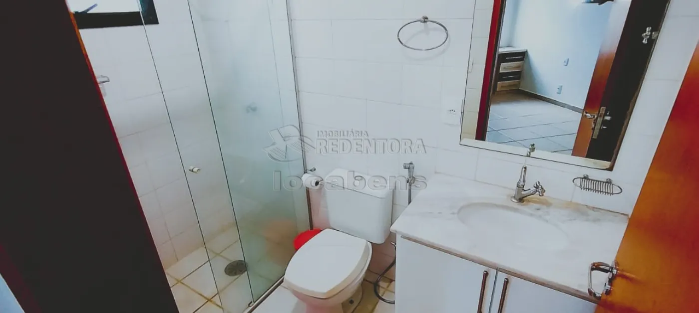 Alugar Apartamento / Padr&atilde;o em S&atilde;o Jos&eacute; do Rio Preto R$ 2.200,00 - Foto 32