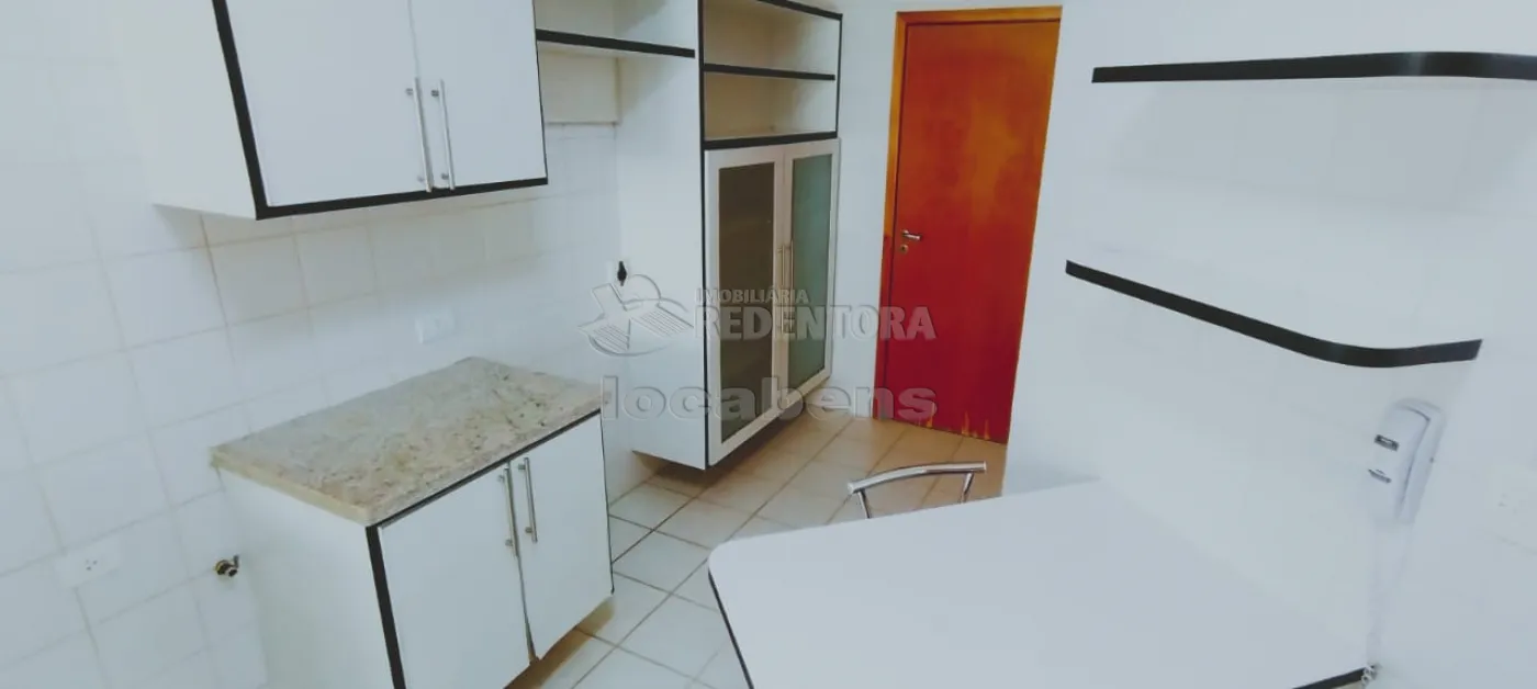 Alugar Apartamento / Padr&atilde;o em S&atilde;o Jos&eacute; do Rio Preto R$ 2.200,00 - Foto 18