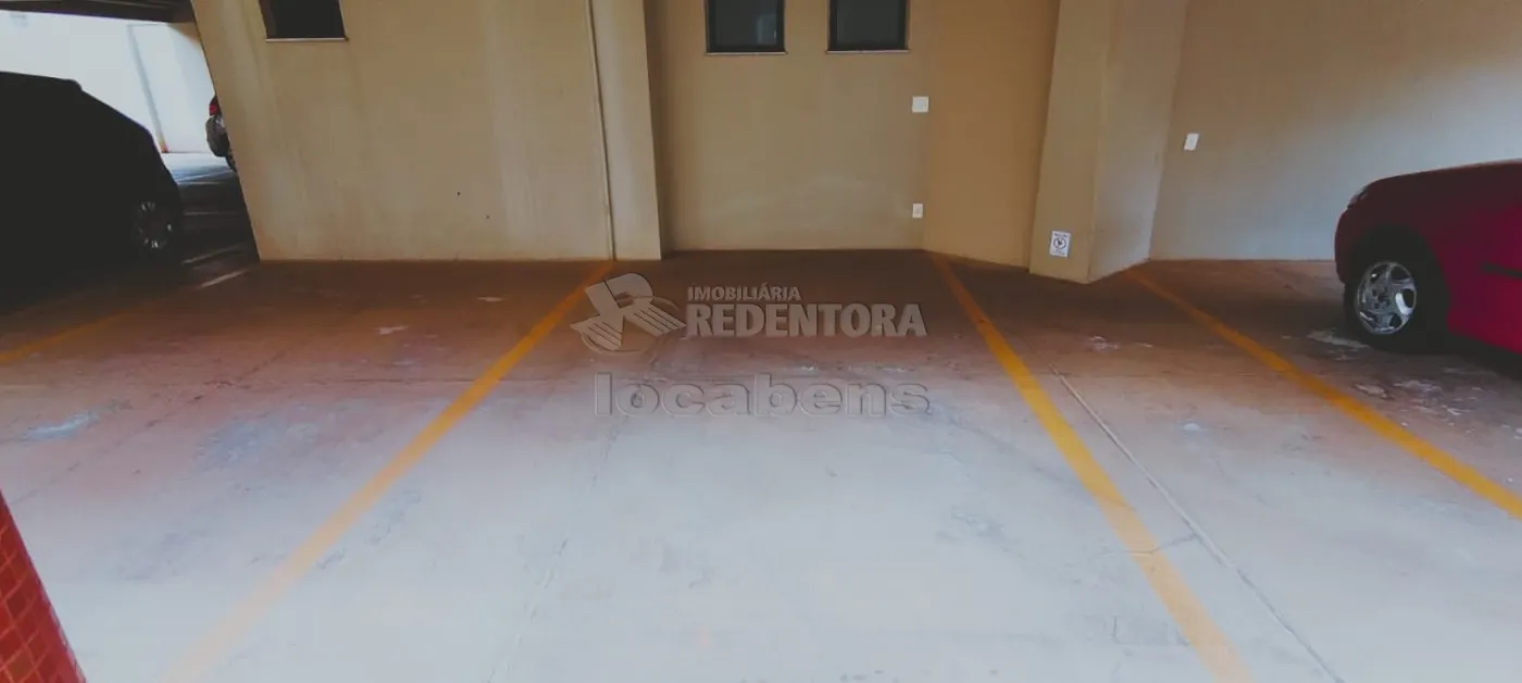 Alugar Apartamento / Padr&atilde;o em S&atilde;o Jos&eacute; do Rio Preto R$ 2.200,00 - Foto 35