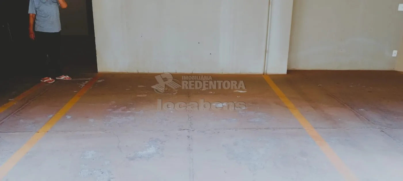 Alugar Apartamento / Padr&atilde;o em S&atilde;o Jos&eacute; do Rio Preto R$ 2.200,00 - Foto 36