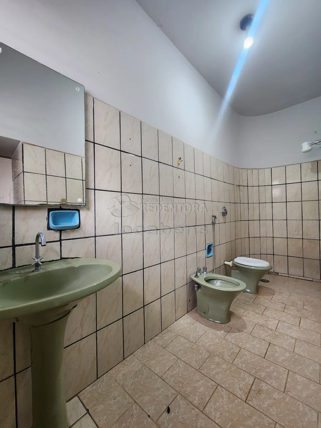 Alugar Casa / Padr&atilde;o em S&atilde;o Jos&eacute; do Rio Preto R$ 1.700,00 - Foto 9