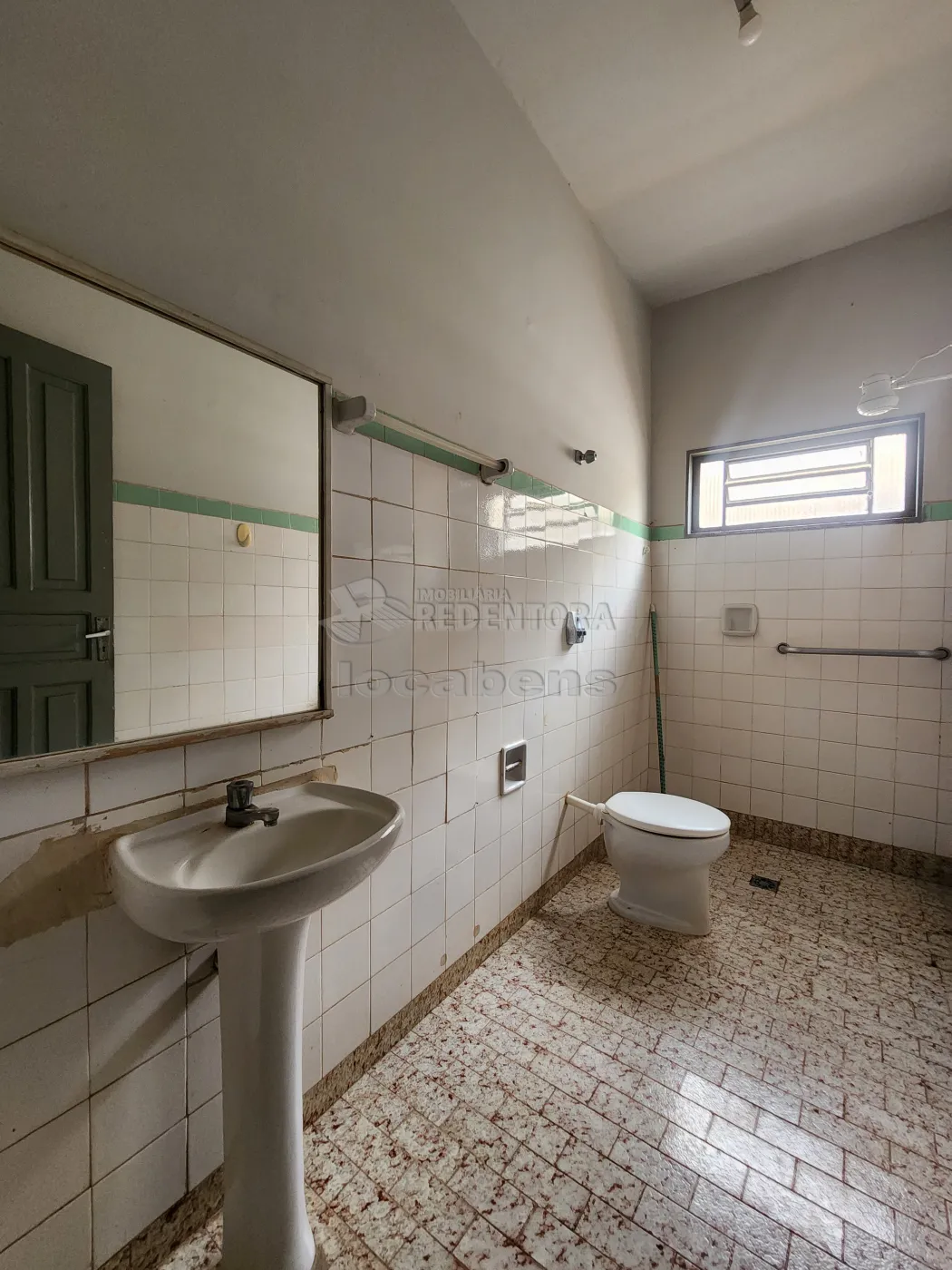 Alugar Casa / Padr&atilde;o em S&atilde;o Jos&eacute; do Rio Preto R$ 1.700,00 - Foto 12