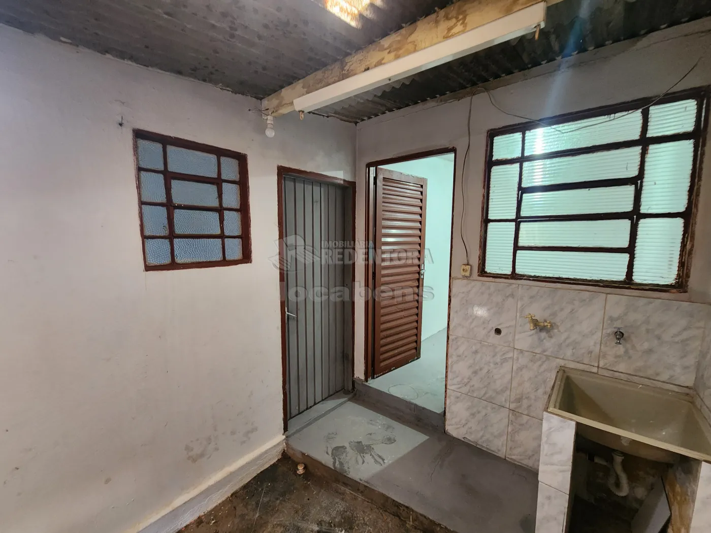 Alugar Casa / Padr&atilde;o em S&atilde;o Jos&eacute; do Rio Preto R$ 600,00 - Foto 5