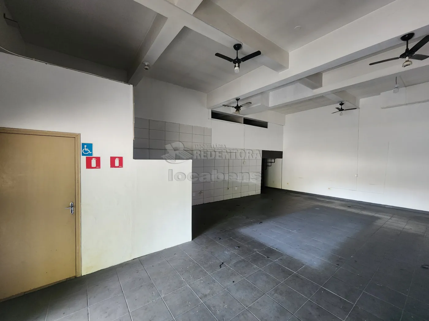 Alugar Comercial / Sal&atilde;o em S&atilde;o Jos&eacute; do Rio Preto R$ 2.100,00 - Foto 1