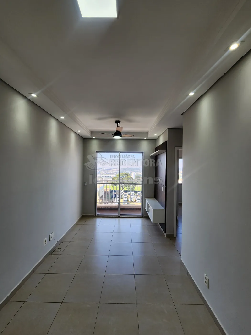 Alugar Apartamento / Padr&atilde;o em S&atilde;o Jos&eacute; do Rio Preto R$ 1.700,00 - Foto 1
