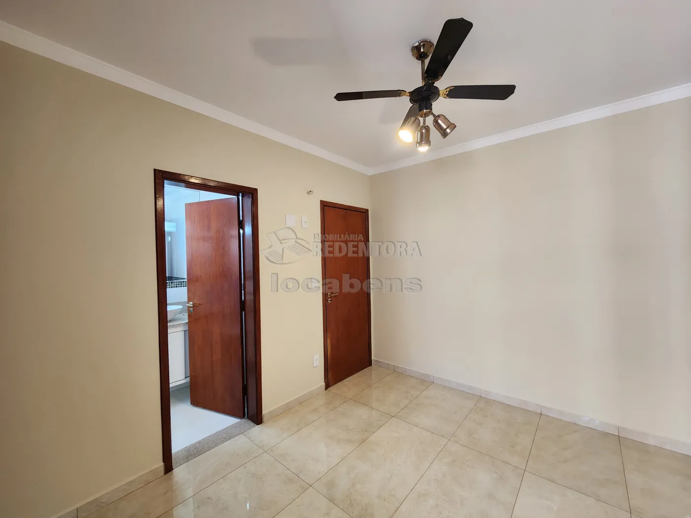 Comprar Apartamento / Padr&atilde;o em S&atilde;o Jos&eacute; do Rio Preto R$ 450.000,00 - Foto 9